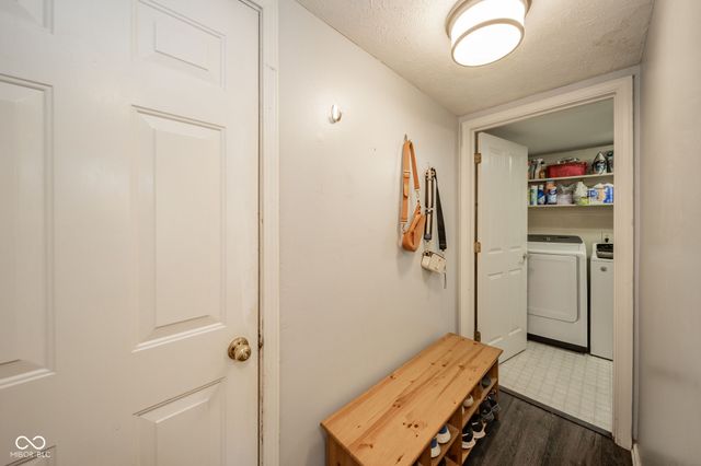 14758 Beacon Park Drive, Carmel, IN 46032
