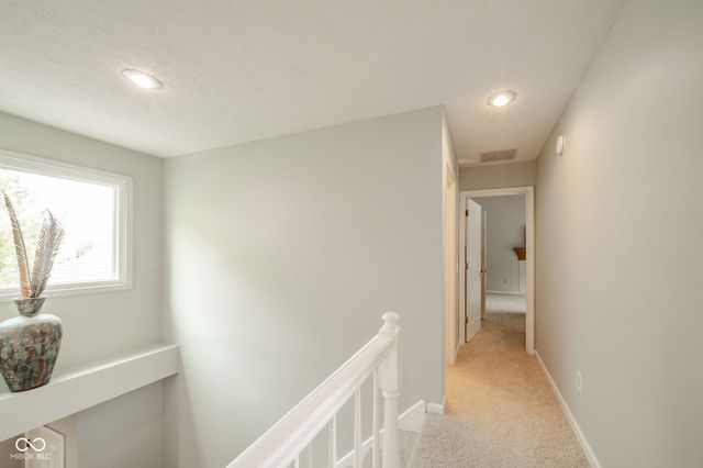 14758 Beacon Park Drive, Carmel, IN 46032