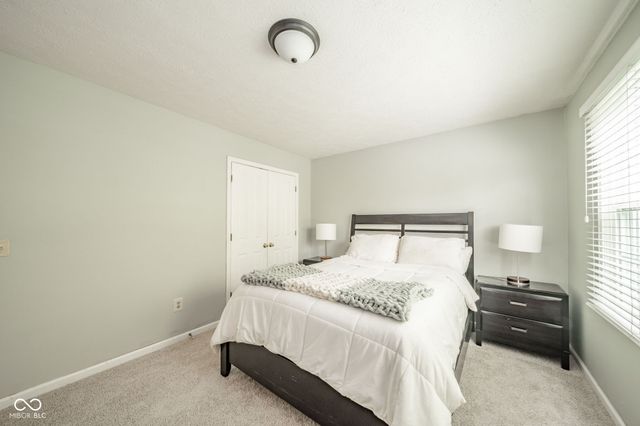 14758 Beacon Park Drive, Carmel, IN 46032