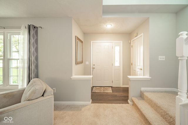 14758 Beacon Park Drive, Carmel, IN 46032