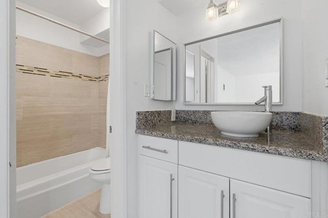 2266 Grand Avenue 25, San Diego, CA 92109