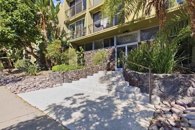 2266 Grand Avenue 25, San Diego, CA 92109