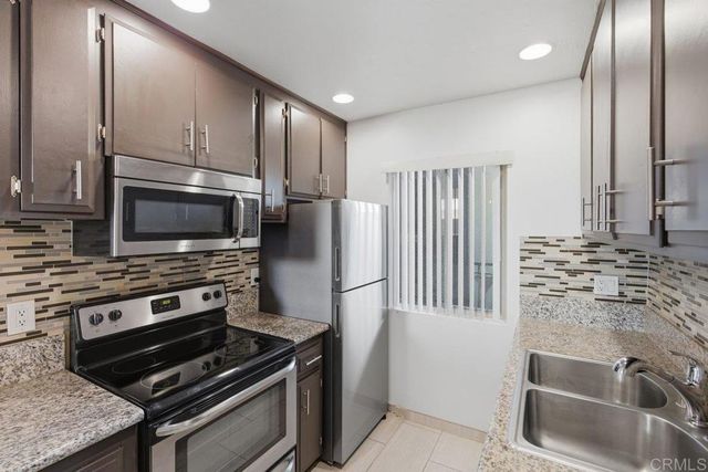 2266 Grand Avenue 25, San Diego, CA 92109