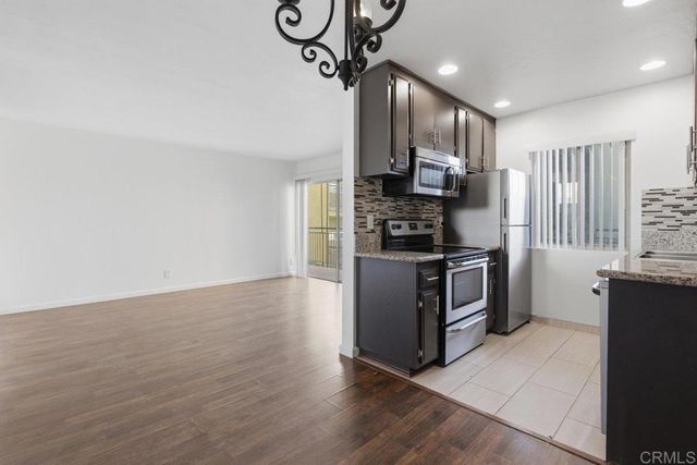 2266 Grand Avenue 25, San Diego, CA 92109