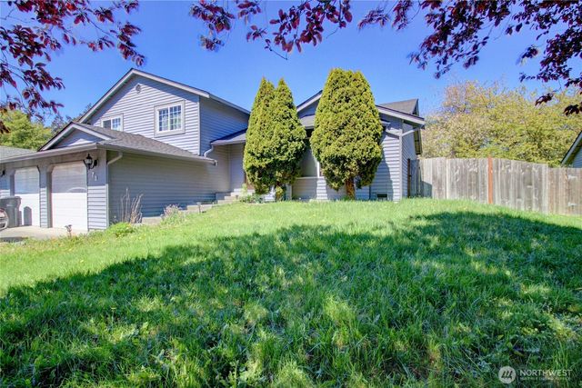 73 NW Roeder Drive, Oak Harbor, WA 98277