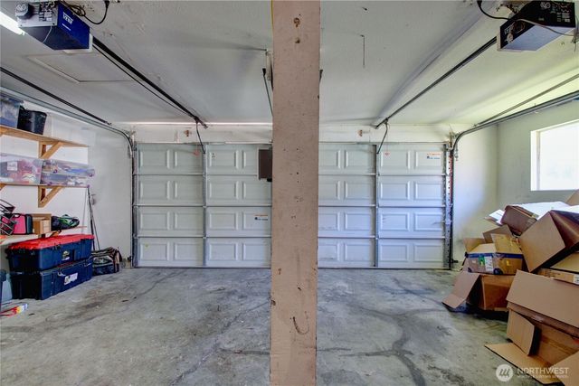 73 NW Roeder Drive, Oak Harbor, WA 98277