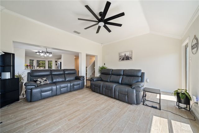 7806 Northwind Dr, Corpus Christi, TX 78414
