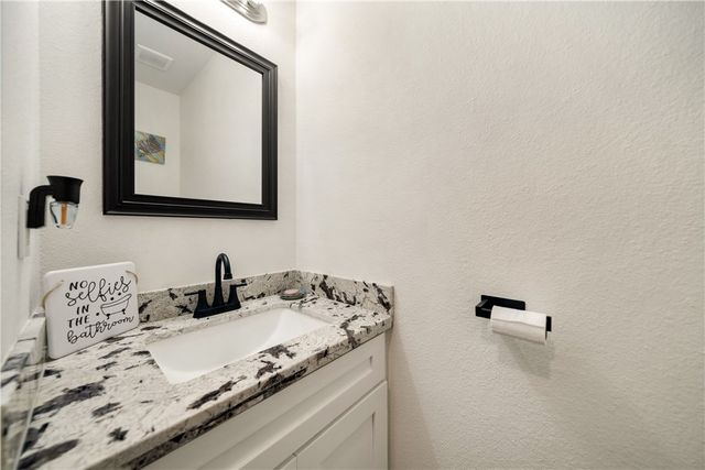 7806 Northwind Dr, Corpus Christi, TX 78414