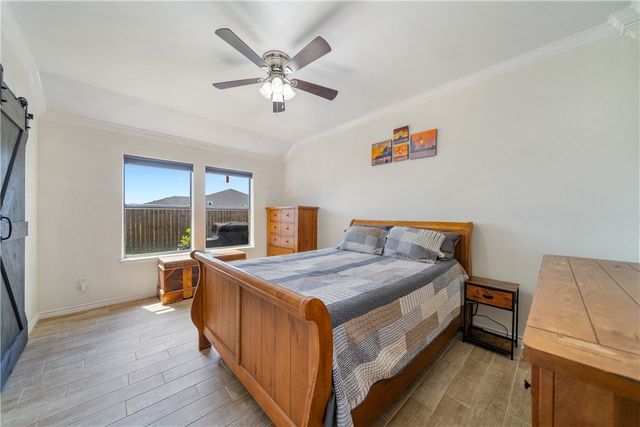 7806 Northwind Dr, Corpus Christi, TX 78414