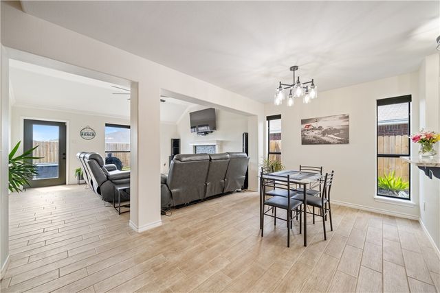7806 Northwind Dr, Corpus Christi, TX 78414