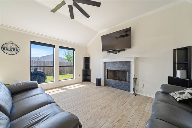 7806 Northwind Dr, Corpus Christi, TX 78414