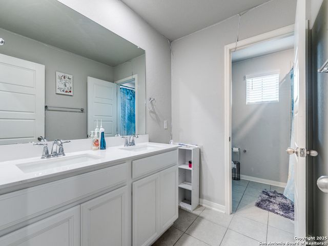 1406 Argon, San Antonio, TX 78245