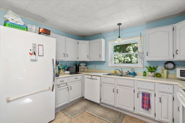 24 North Street, Essex Junction, VT 05452