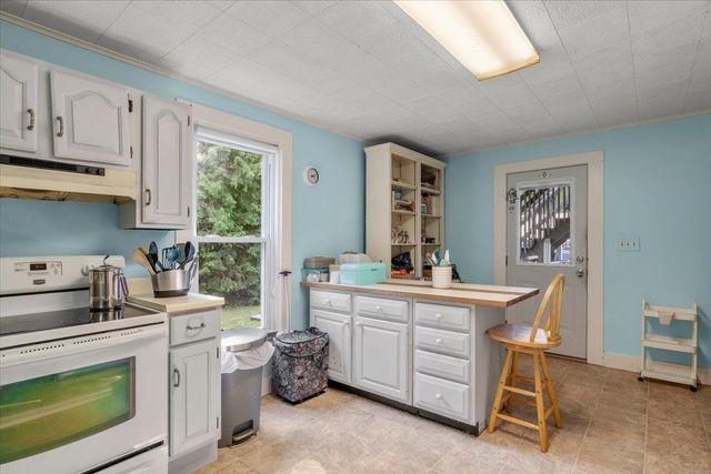 24 North Street, Essex Junction, VT 05452