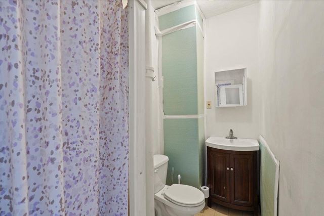 24 North Street, Essex Junction, VT 05452