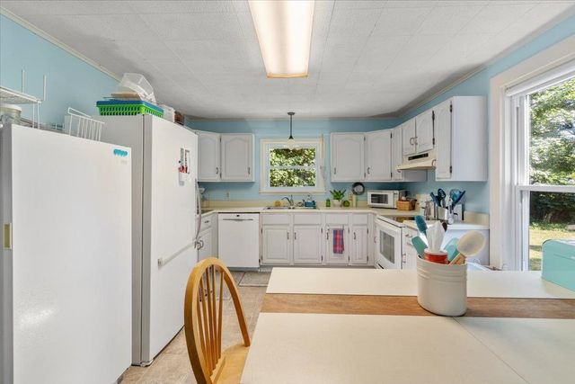 24 North Street, Essex Junction, VT 05452