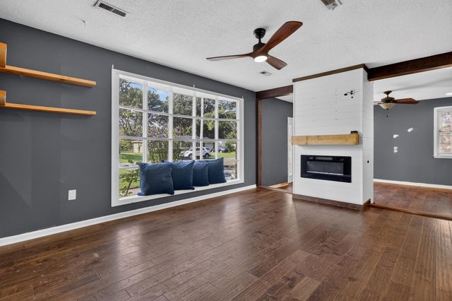 7730 Ovaldale Drive, North Charleston, SC 29418