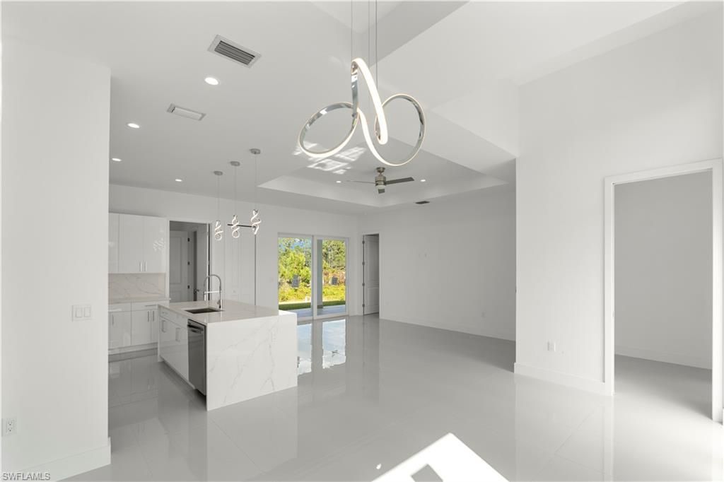 1027 Kirkwood ST, LEHIGH ACRES, FL 33974 — photo 4