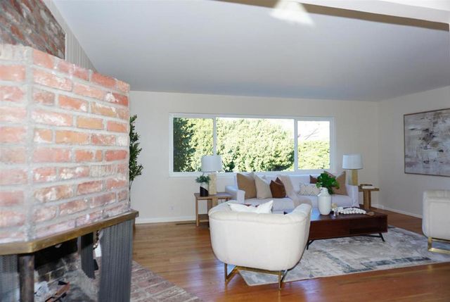 1333 Ridgeley Drive, Campbell, CA 95008