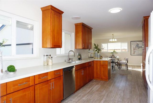 1333 Ridgeley Drive, Campbell, CA 95008