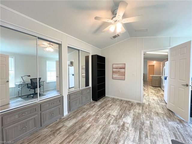 932 Palm DR # 274, Naples, FL 34114