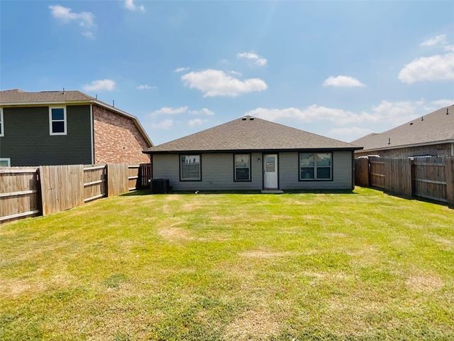 1612 Burgundy Drive, El Reno, OK 73036