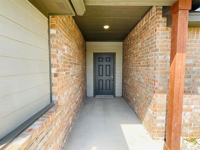 1612 Burgundy Drive, El Reno, OK 73036