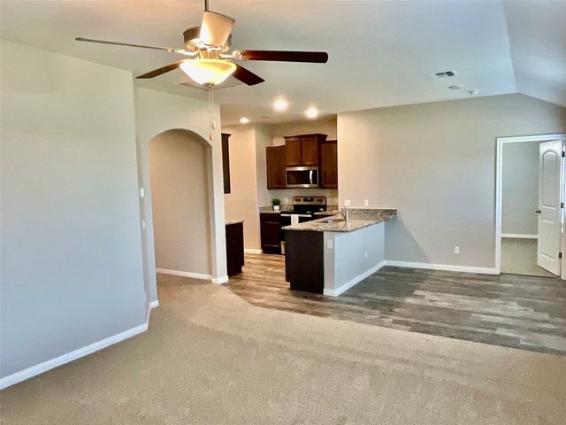 1612 Burgundy Drive, El Reno, OK 73036