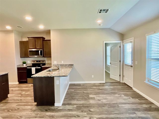 1612 Burgundy Drive, El Reno, OK 73036