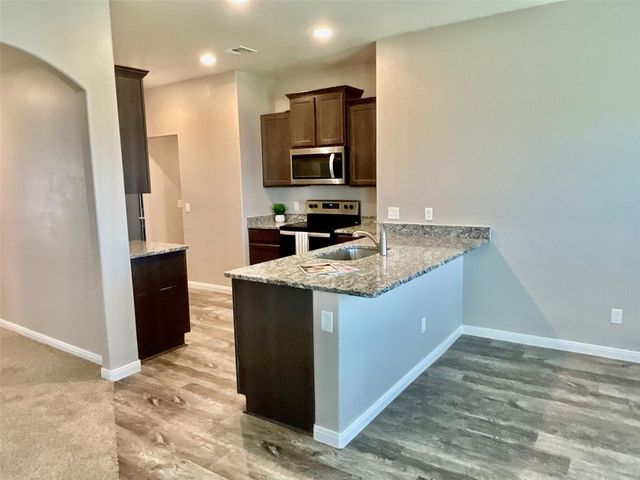 1612 Burgundy Drive, El Reno, OK 73036