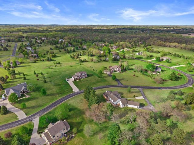 S90W34465 Whitetail DRIVE, Eagle, WI 53119
