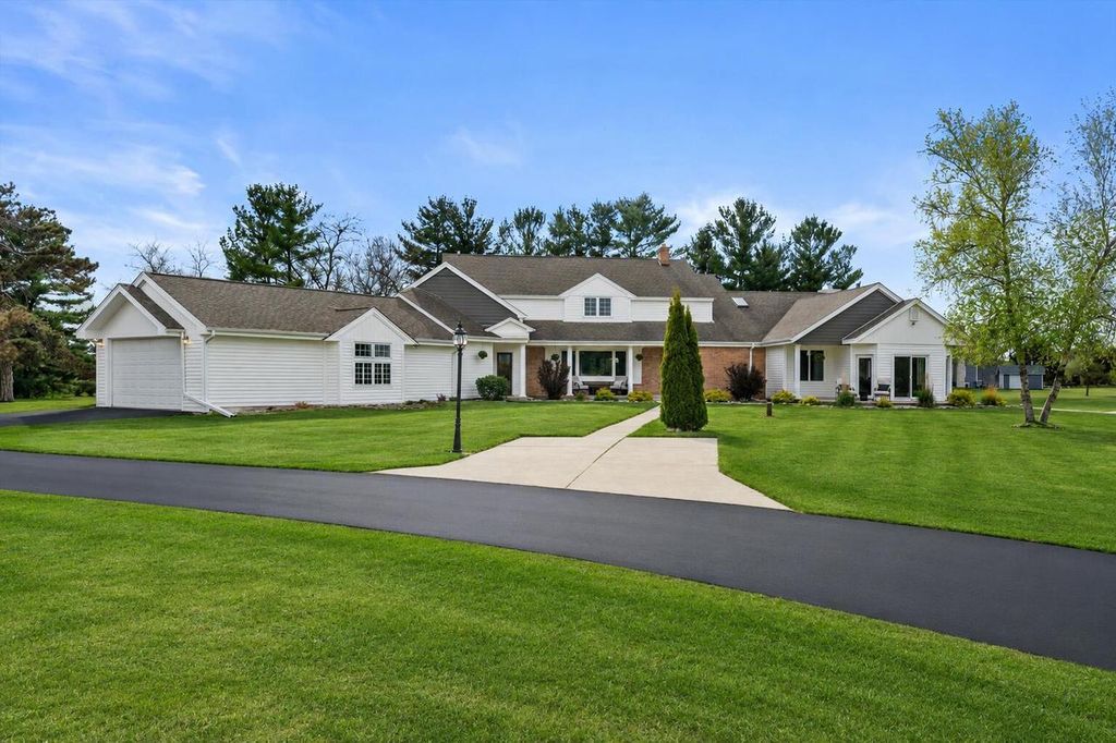 S90W34465 Whitetail DRIVE, Eagle, WI 53119