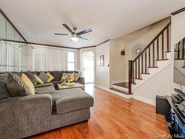 3240 Seymour Avenue, Bronx, NY 10469