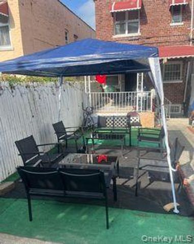 3240 Seymour Avenue, Bronx, NY 10469