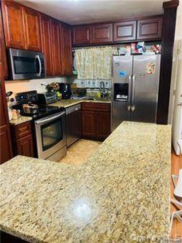 3240 Seymour Avenue, Bronx, NY 10469