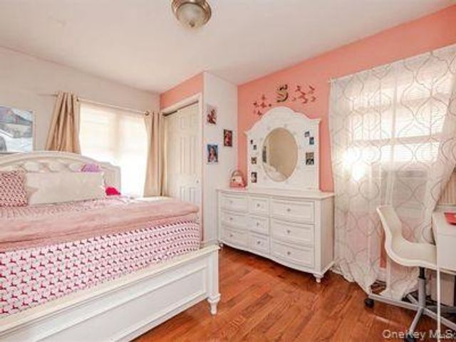 3240 Seymour Avenue, Bronx, NY 10469