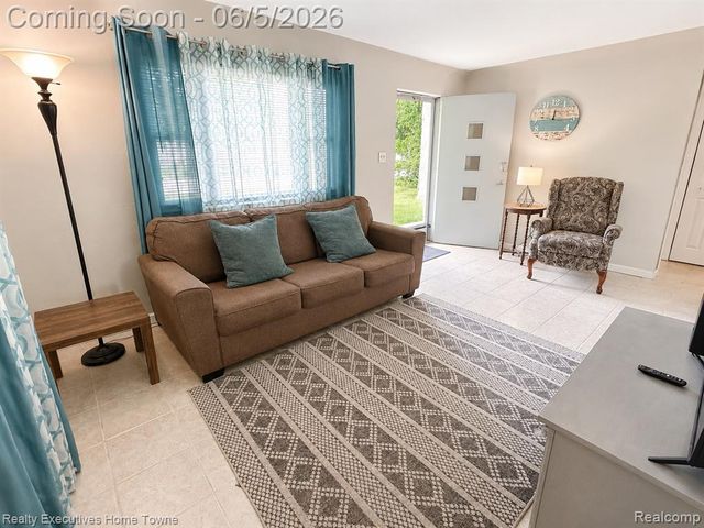 2914 Sturges Street, Port Huron, MI 48060