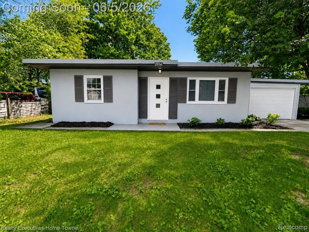 2914 Sturges Street, Port Huron, MI 48060