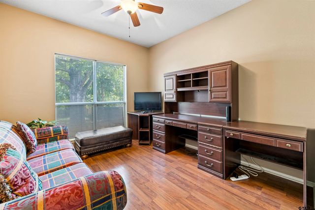 1737 Bearwood Lane, Tyler, TX 75703