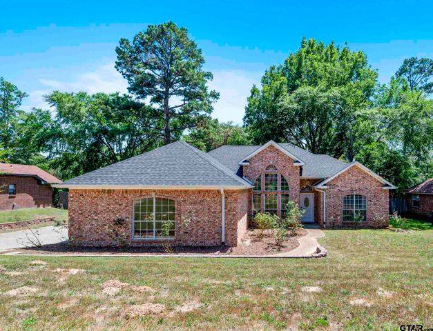 1737 Bearwood Lane, Tyler, TX 75703