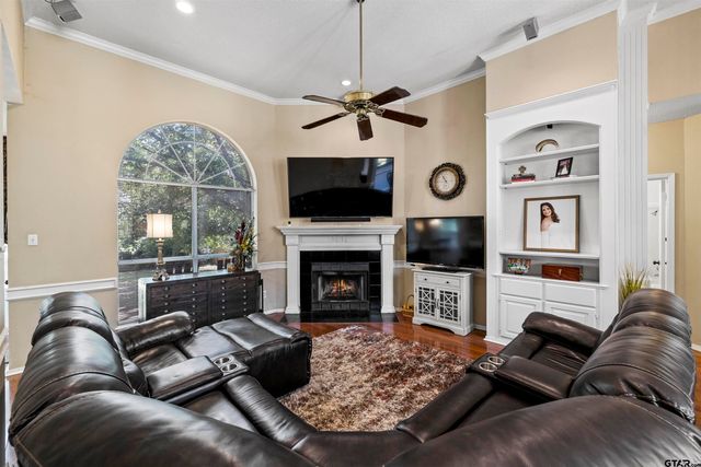 1737 Bearwood Lane, Tyler, TX 75703