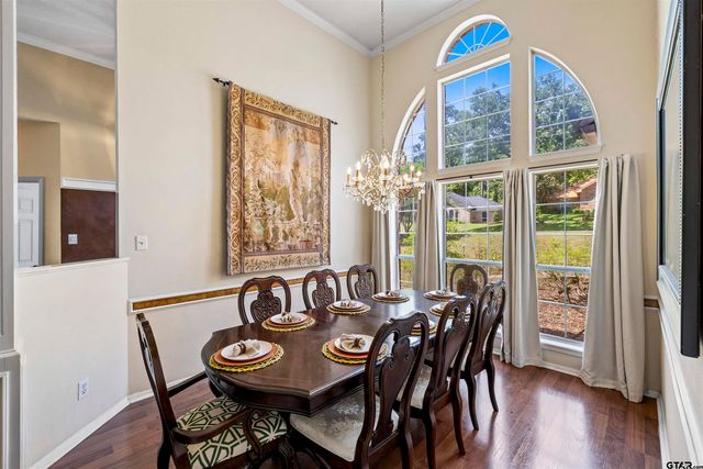 1737 Bearwood Lane, Tyler, TX 75703