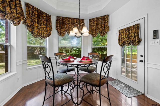 1737 Bearwood Lane, Tyler, TX 75703