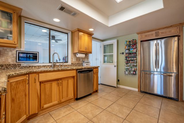 1991 Tiburon Drive, Redding, CA 96003