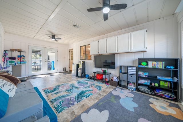 1991 Tiburon Drive, Redding, CA 96003