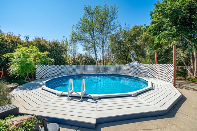 1991 Tiburon Drive, Redding, CA 96003