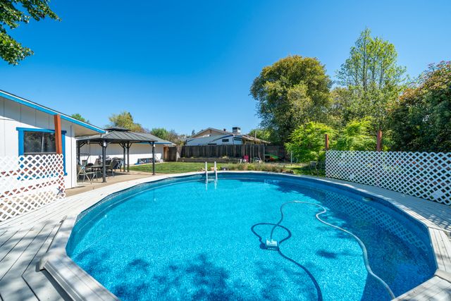 1991 Tiburon Drive, Redding, CA 96003