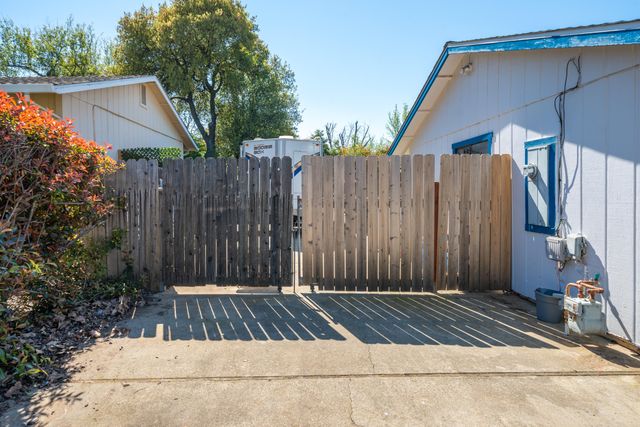 1991 Tiburon Drive, Redding, CA 96003