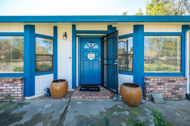 1991 Tiburon Drive, Redding, CA 96003