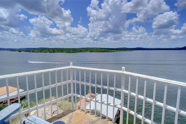 1003 Mesquite Ridge, Graford, TX 76449